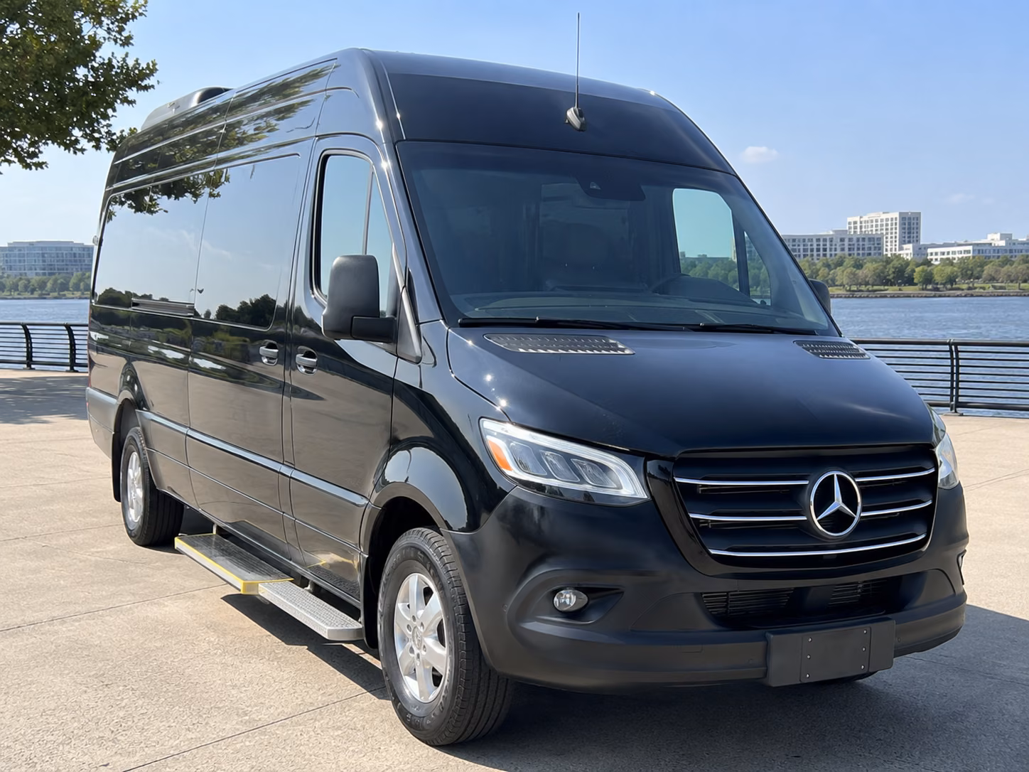 brooklyn park hospital and campus shuttle bus rentals