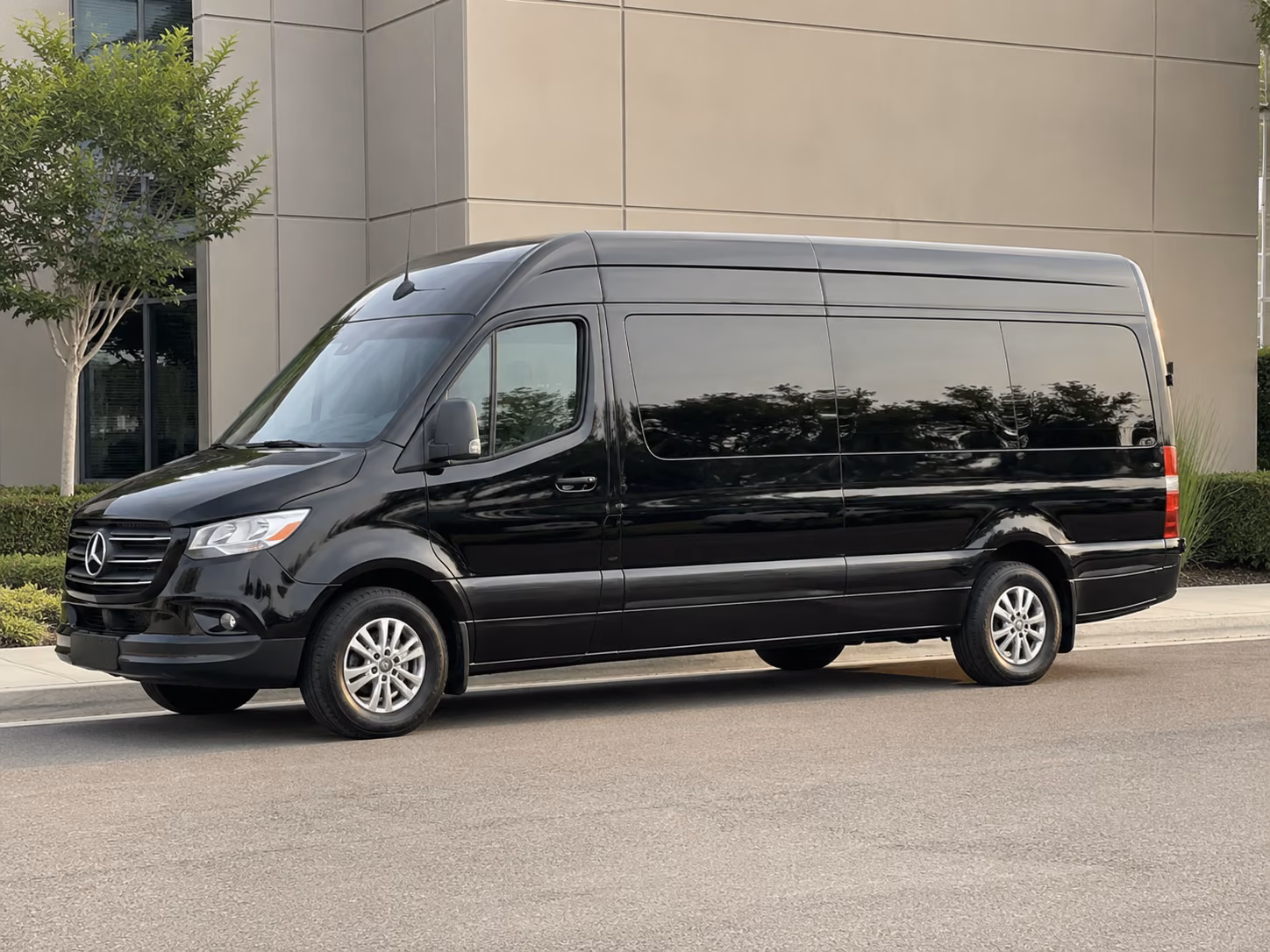 hotel shuttles for conferences and business travel