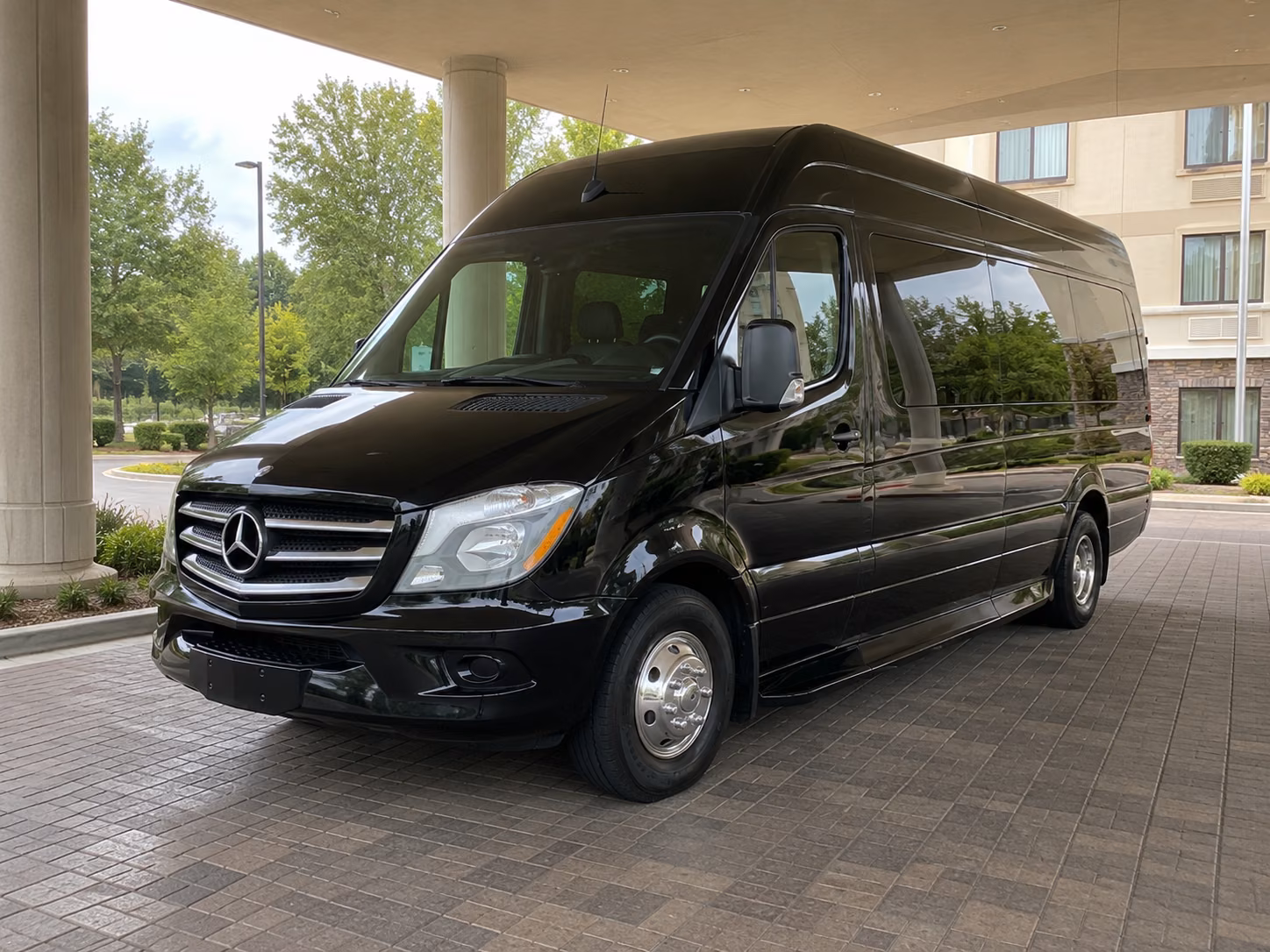 rent a field trip bus to brooklyn park museums and science centers