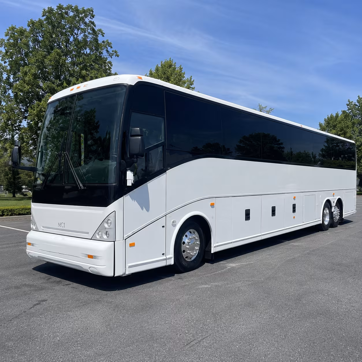 shuttle services for airline crews and airport staff in brooklyn park