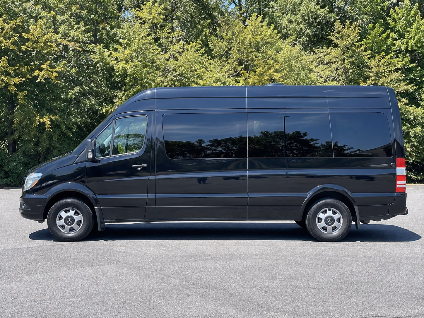 wine event transportation from brooklyn park to saint croix vineyards